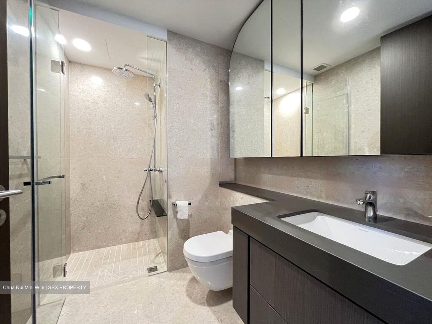 Avenue South Residence (D3), Apartment #458845661